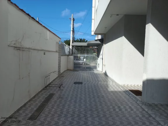 Imagem Vende-se Apartamento a 450m da Praia e no Centro de Peruíbe. Oportunidade!!!