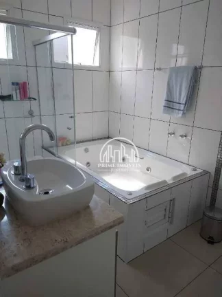 Imagem Lindo sobrado de 287m² AC c/ área gourmet + piscina + bangalô + suíte c/ hidro - Excelente localização! Jardim Caçula, Jundiaí/SP