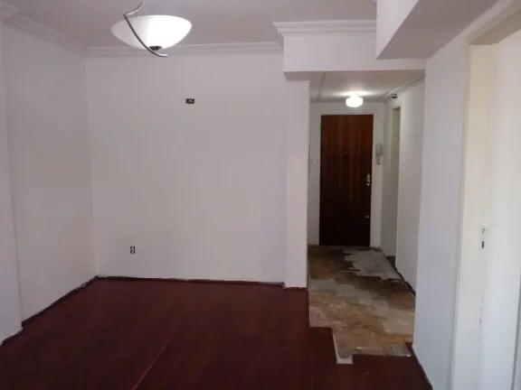 Imagem Apartamento com 1 dormitório e vaga de garagem na República