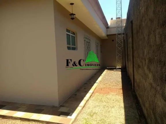 Imagem Casa para Venda em Americana, Vila Cordenonsi, 3 dormitórios, 1 suíte, 1 banheiro, 3 vagas