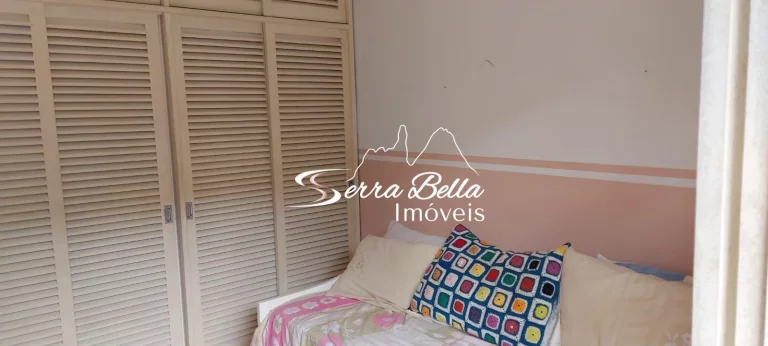 Imagem Casa com 4 dormitórios à venda, 250 m² por R$ 840.000 - Alto - Teresópolis/RJ