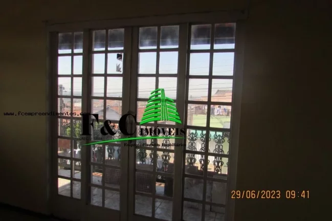Imagem Casa Comercial para Locação em Limeira, Jardim Campo Belo, 3 dormitórios, 2 banheiros