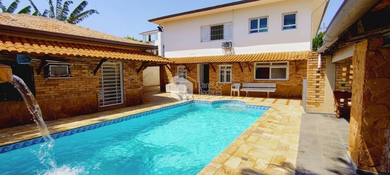 Imagem Sobrado à venda, 710m² com 4 dorm sendo 2 suítes, 8 vagas, casa com edícula, piscina com cascata e churrasqueira - Alto da Lapa