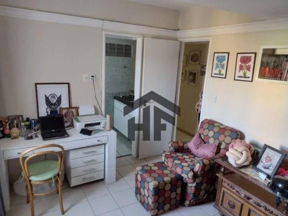 Imagem Apartamento com 04 Quartos, localizado em Monteiro, Recife