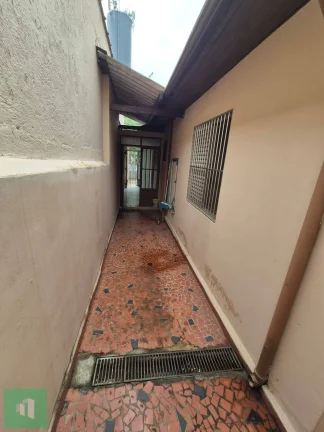 Imagem Casa à venda em São Paulo, Vila Liviero, com 1 quarto