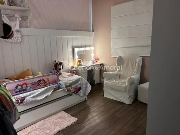 Imagem Localizada no Jardim Lumen Christi, esta casa possui 190m² de área construída e oferece conforto ...