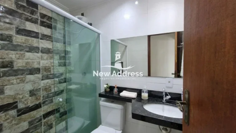 Imagem Casa com ponto comercial em Santa Bárbara, 3 quartos com suíte, excelente distribuição, 3 vagas e possibilidade de morar e trabalhar no mesmo local.