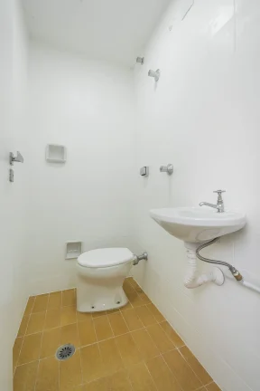 Imagem Apartamento Reformado 97M², 3Q, 1 Suíte, 2 Banheiros, 1 Vaga, Salão de Festas.