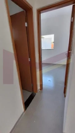Imagem Casa 2/4 sendo 1 suite no Sim
