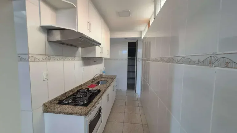 Imagem Ampla Casa no Grogoto – 4 Quartos, Suíte e Garagem