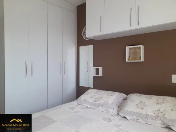 Imagem Apartamento na Pompeia com 2 dormitórios (1 suíte) e 1 vaga, próximo ao Sesc Pompeia. Edifício com portaria 24h e lazer