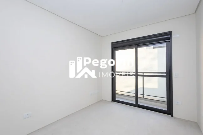 Imagem Sobrado à venda em Curitiba, Jardim das Américas, com 3 quartos, 140,00m²