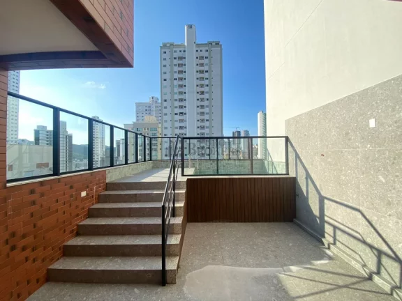 Imagem Cobertura com 4 suítes à venda no Centro de Balneário Camboriú/SC
