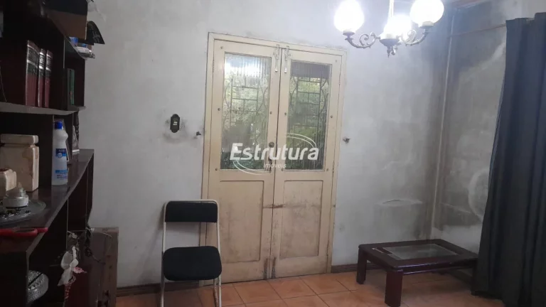 Imagem Casa de esquina no bairro Carolina