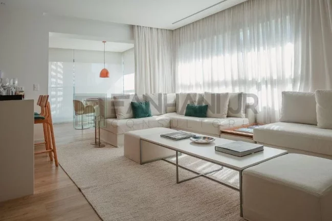 Imagem Apartamento para locação de alto padrão no Jardim América: 1 quarto, 1 suíte, 2 salas, 2 banheiros, 2 vagas, 70m².