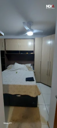 Imagem São 50m² bem distribuídos, com sala aconchegante, cozinha prática, 2 quartos confortáveis e 1 v...