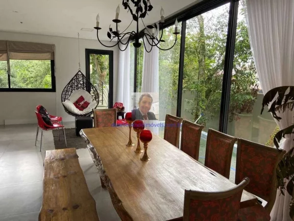 Imagem Vende-se Casa no Cond Terras do Madeira -3d/1ste MODERNA INTEGRADA.