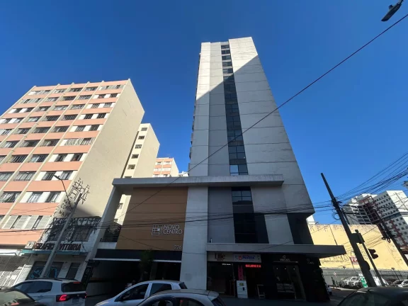 Imagem Loja Comercial – 122m² com Mezanino e Acesso Privilegiado no Centro