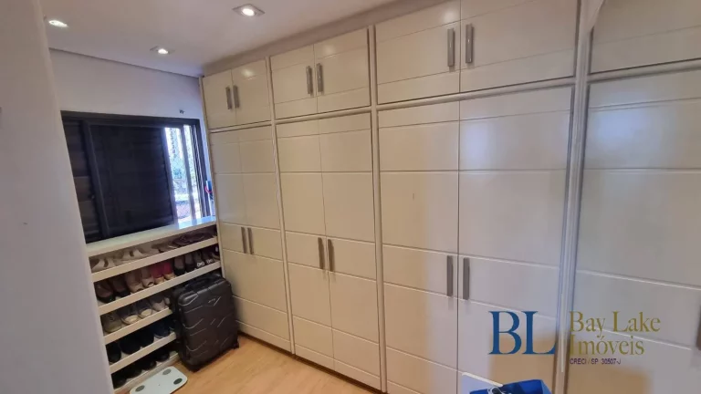 Imagem Amplo Apartamento Com 132M² - 3 Dormitórios!!Estuda Permuta Maior!!