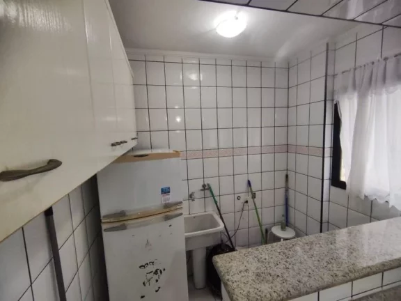 Imagem Apartamento à Venda em Vila Tupi, Praia Grande - SP
