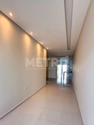 Casa à venda no bairro Jatobá, 3 quartos, sendo 1 suíte com closet, PETROLINA