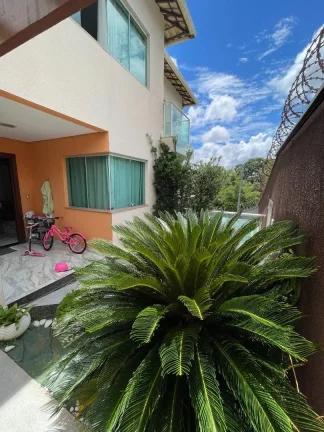 Imagem Casa com 3 dormitórios à venda, 161 m² por R$ 790.000,00 - Portal do Sol - Lagoa Santa/MG