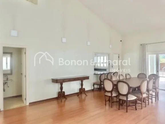 Imagem Casa à venda com 4 suítes, 392 m² no San Conrado