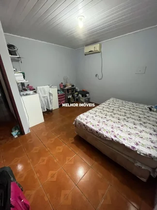 Imagem Casa a venda com 03 dormitórios localizado no Bairro São Vicente em Itajaí