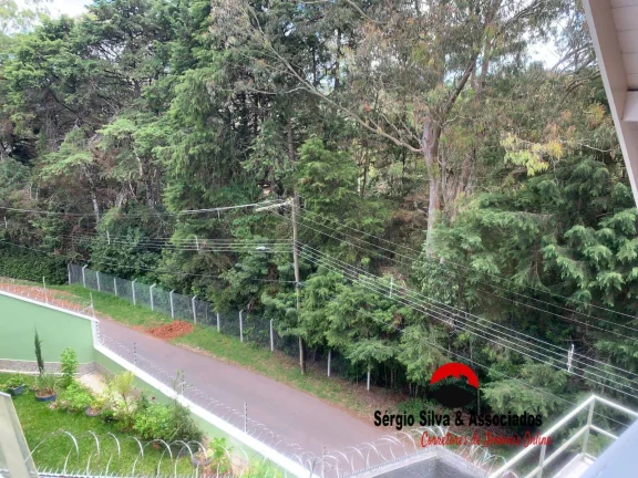 Imagem Casa a Venda no Bairro Serra Azul em Campos do Jordão-SP.