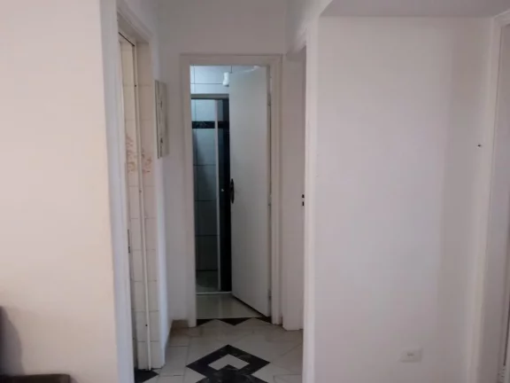 Imagem Apto com 2 dormitórios semi mobilado na Santa Cecilia.