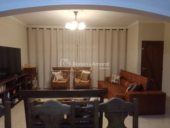 Imagem Chácara com excelente localização, a apenas 5 minutos do centro de Paulínia e com fácil acesso ...