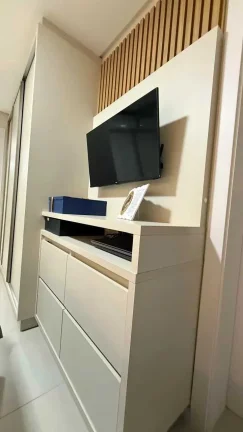 Imagem Apartamento com 2 dormitórios sendo 1 suíte e 1 vaga de garagem em Navegantes/SC