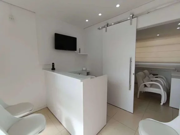 Imagem Oportunidade Imperdível: Sala Comercial com Acabamento de Qualidade no Ibiapaba