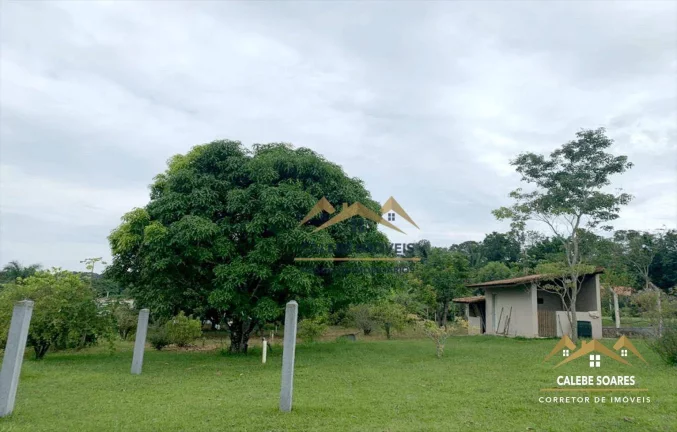 Imagem Chácara com 3 dormitórios à venda, 3000 m² por R$ 500.000,00 - Distrito do Porto - Capela do Alto/SP
