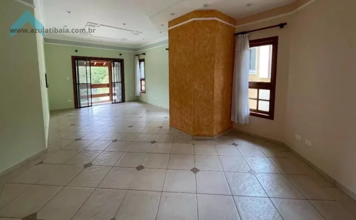 Imagem Casa à Venda no Condomínio Flamboyant em Atibaia