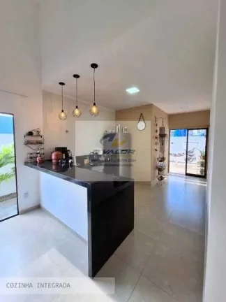 Imagem Vendo Casa, em Condomínio Fechado, com 100 m², 3 quartos s/ 1 suíte, sala ampla e 2 vagas
