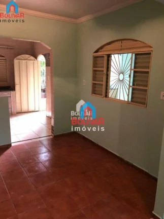 Imagem Casa com 2 dormitórios à venda por R$ 250.000,00 - Jardim Liberdade - Itumbiara/GO