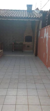 Imagem CASA COM PISCINA 3 DORM. OTIMO BAIRRO