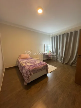 Imagem Casa para venda com 3 suítes no Condomínio Alto da Boa Vista.

Condomínio delicioso de morar, mui...