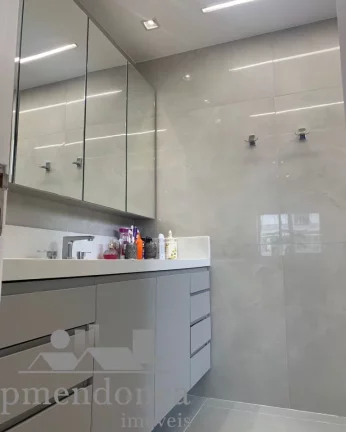 Imagem Apartamento a venda em Higienópolis com 3 quartos( 1 suíte ) e 1 vaga, 175m²