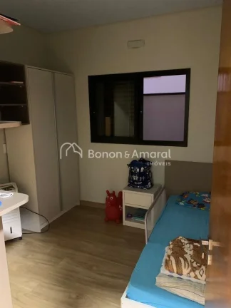 Imagem Casa térrea à venda em condomínio fechado em Valinhos/SP.

Lindíssima casa à venda no condomín...