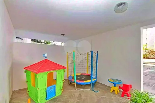 Imagem Apartamento à venda com 2 quartos, sendo 1 suíte, no condomínio Crisantemo, São Paulo - SP
