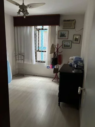 Imagem Apartamento com 2 dormitórios à venda, 98 m² por R$ 750.000,00 - Embaré - Santos/SP
