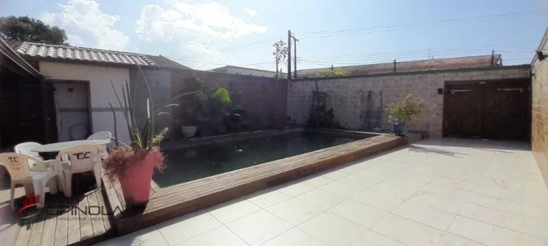 Imagem Sobrado com 3 dormitórios à venda, 180 m² por R$ 1.100.000,00 - Solemar - Praia Grande/SP