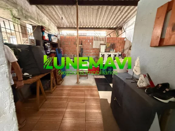 Imagem Casa à Venda no Centro de Ferraz de Vasconcelos - Perto de tudo para você!