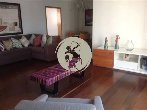 Imagem TOTALMENTE MODERNIZADO SALA 3 AMBIENTES EM MADEIRA , DOMRITÓRIOS PISO DE MADEIRA.SUITES: PORCELANAT...