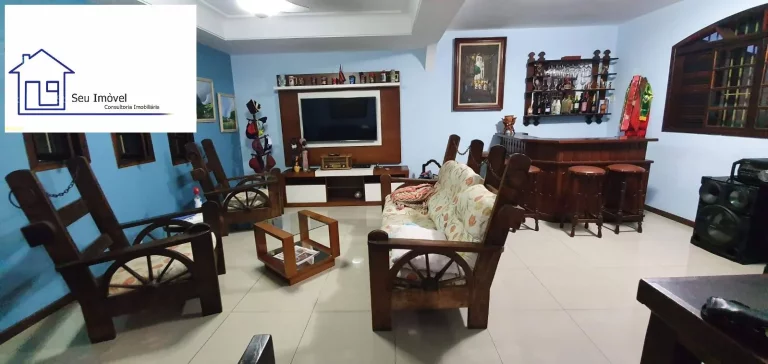 Imagem CASA À VENDA NO PECHINCHA, RUA JOAQUIM TOURINHO 3 QUARTOS 208 M²
