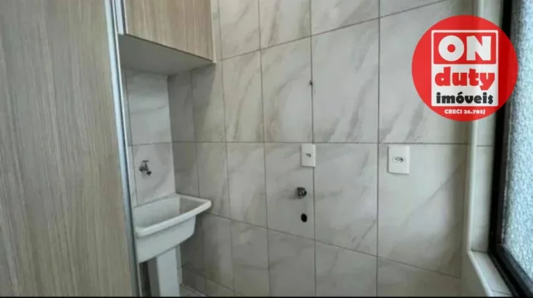 Imagem Apartamento com 2 dormitórios à venda, 60 m² por R$ 345.000,00 - Encruzilhada - Santos/SP