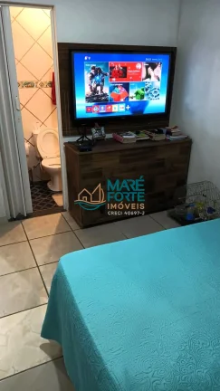 Imagem AMPLA CASA RECÉM REFORMADA COM 2 EDÍCULAS BEM PERTO DA PRAIA!
