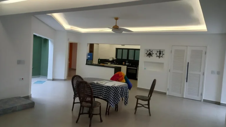 Imagem Casa para Venda em Itanhaém, Satelite, 4 dormitórios, 3 suítes, 4 banheiros, 3 vagas